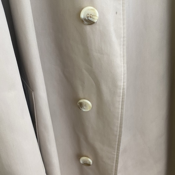 Burberry Vintage Trench Coat - Picture 12 of 14